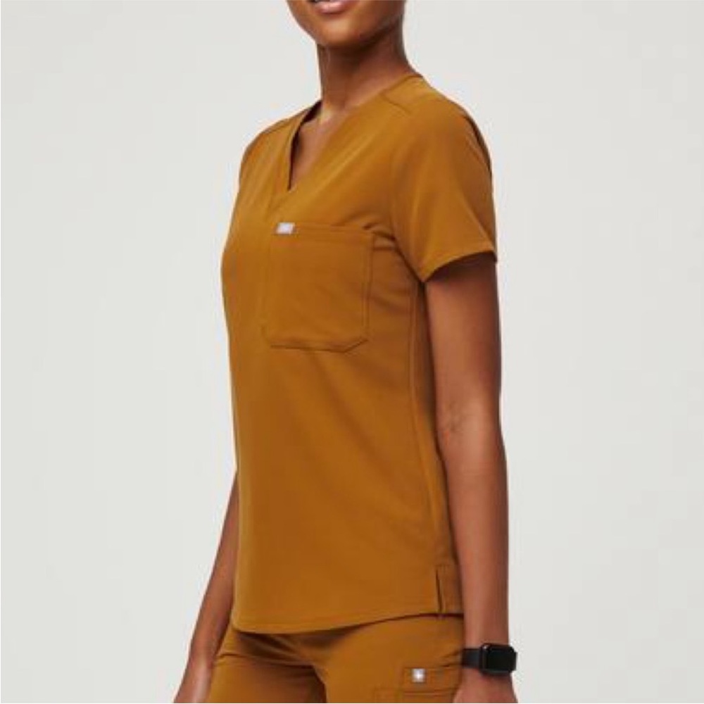 Womens Figs Caterina Top